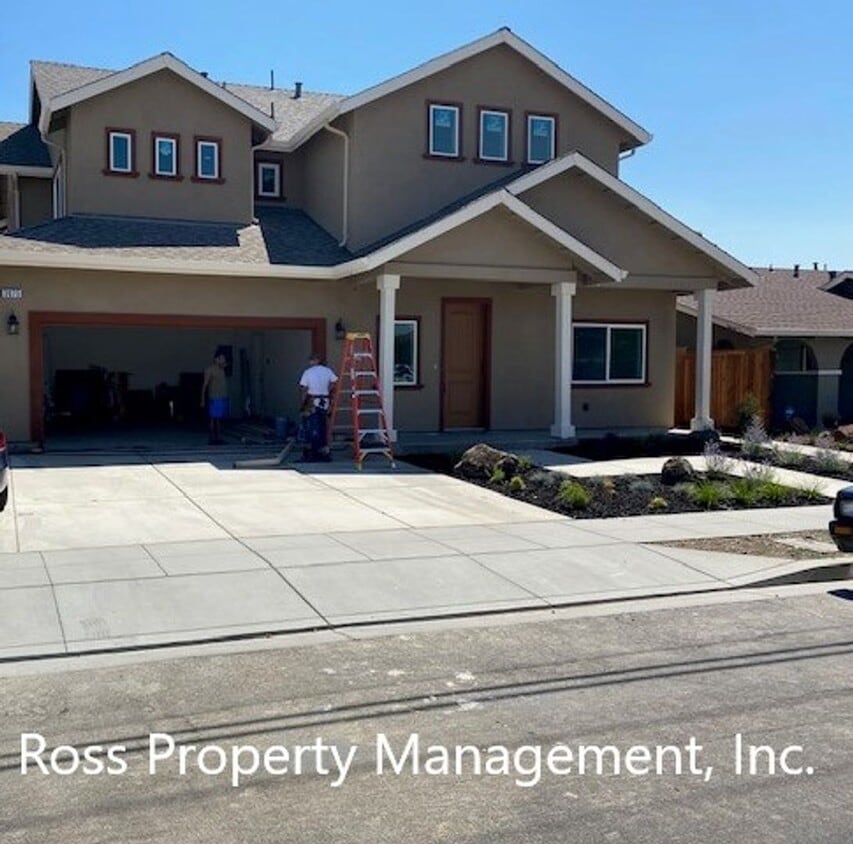 Primary Photo - Immaculately Two Story Home Ready for Imme...
