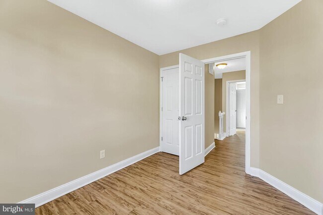 Building Photo - 44 Stone Park Pl