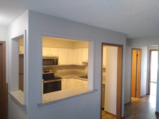 Open and airy and recently redone - 423 Hwy 1 W