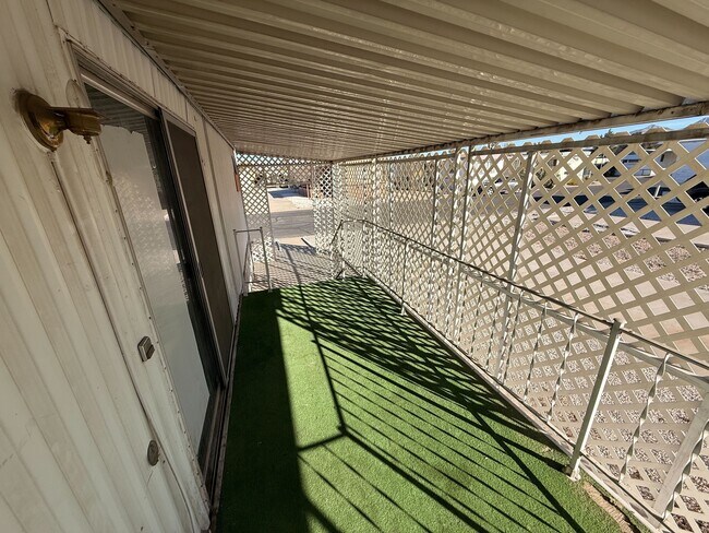 Foto del edificio - 3601 E Wyoming Ave