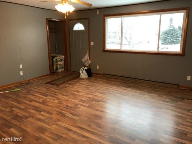 Building Photo - 1 br, 1 bath House - 1008 N Maple St