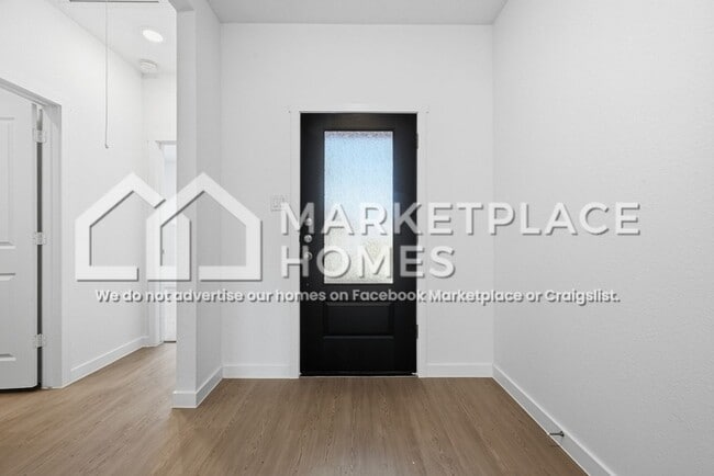 Foto del edificio - 3526 Fox Vly Ln