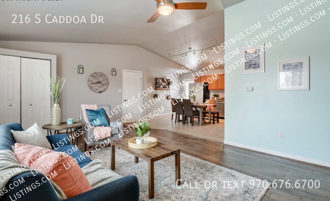 Foto del edificio - 216 S Caddoa Dr