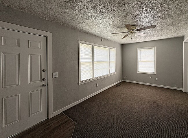 Building Photo - 306 N Ann Blvd