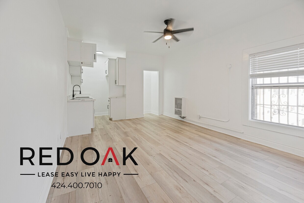 Foto principal - 744 Beacon Ave