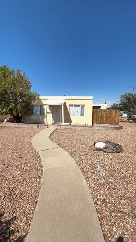 Primary Photo - Beautiful Multi Generational floor plan
