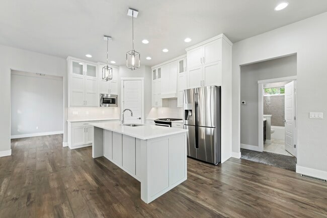 Foto del edificio - 23 W Arnaz St