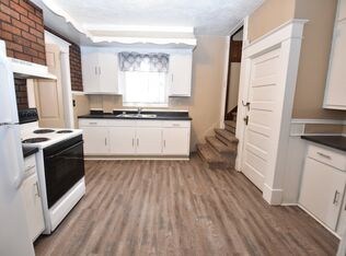 Foto del edificio - 112 N Notre Dame Ave