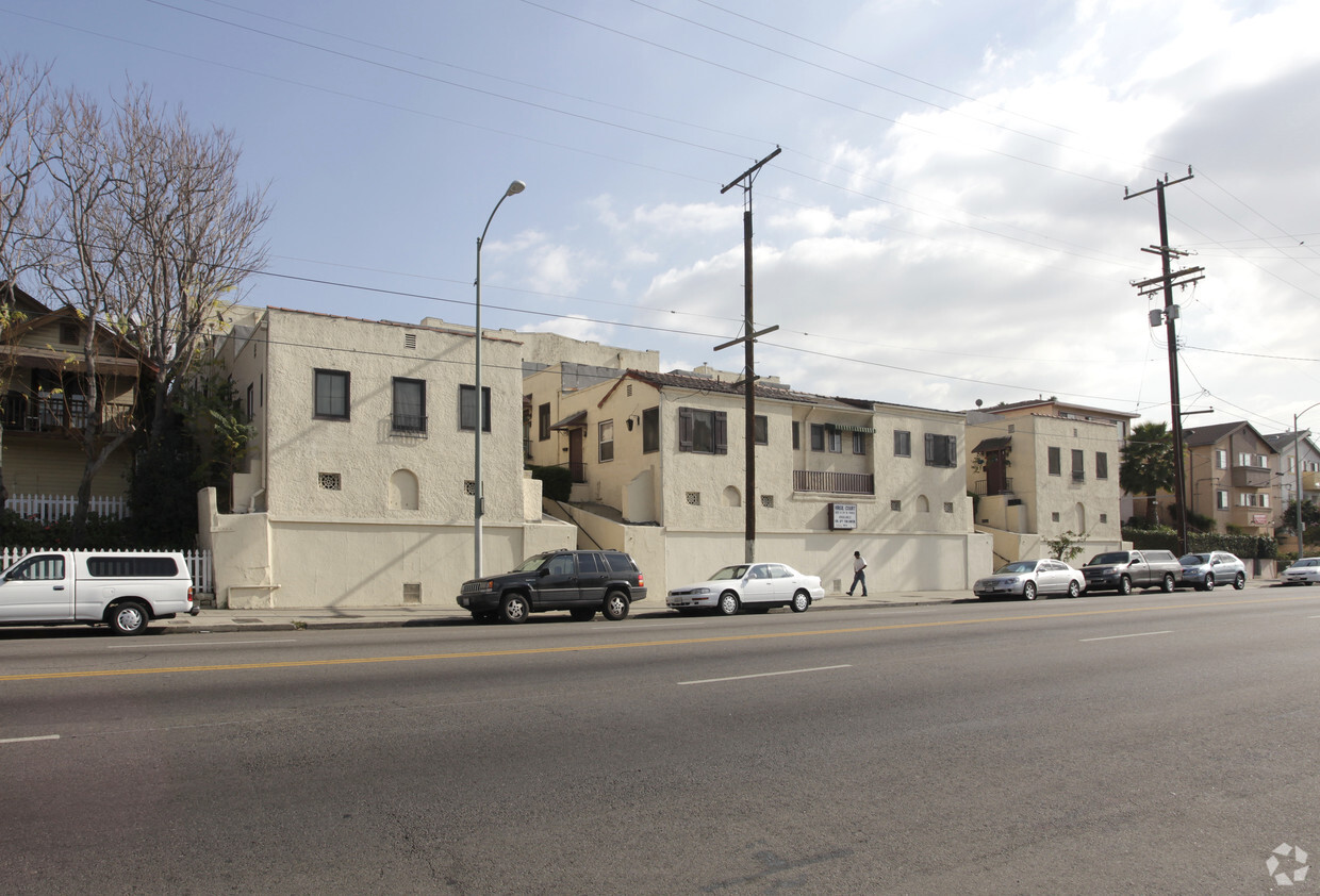 Building Photo - Virgil Court Apartments