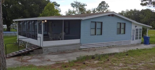 Foto del edificio - 460 Hilltop Ct