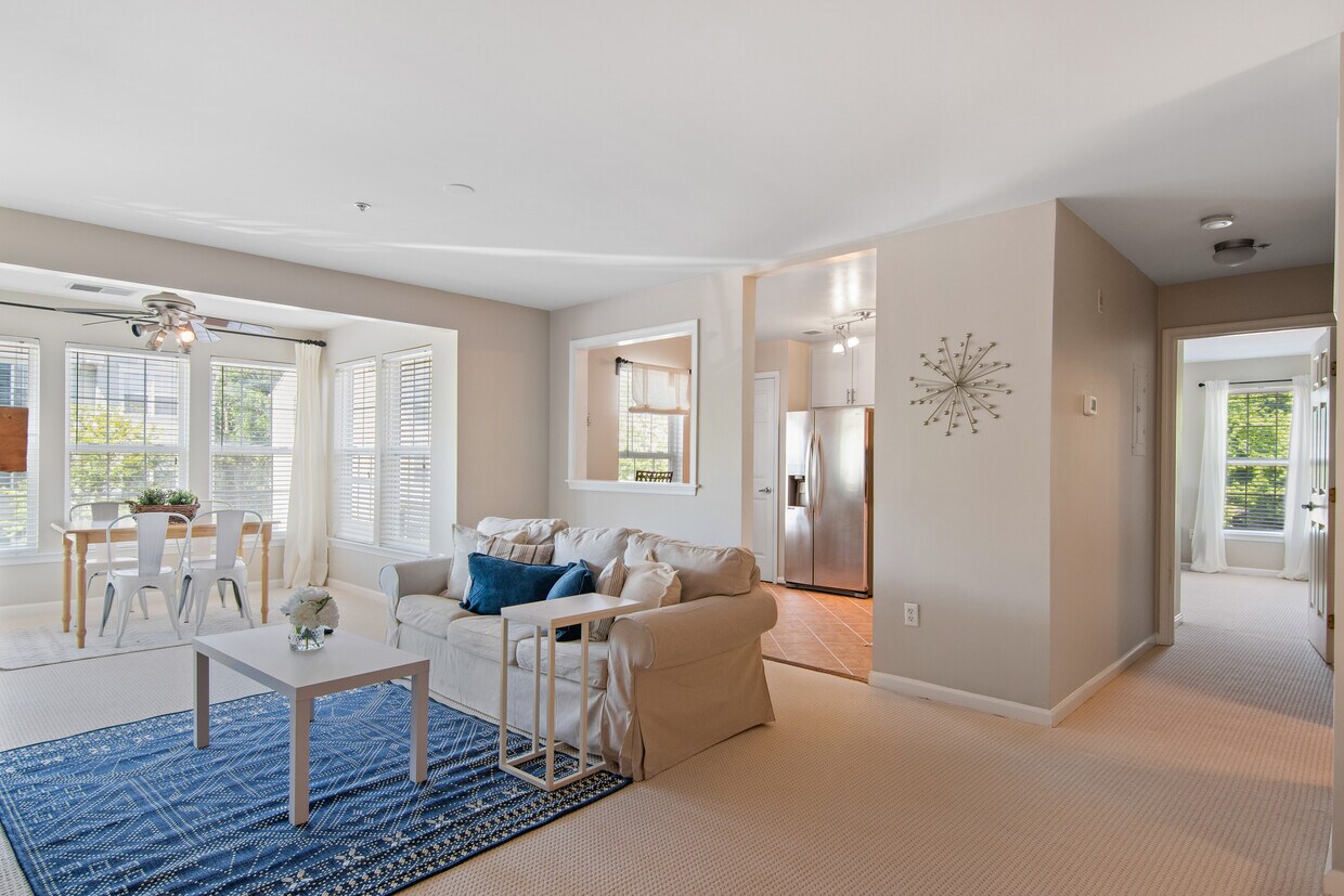 7511 Snowpea Ct Unit E, Alexandria, VA 22306 Condo for Rent in