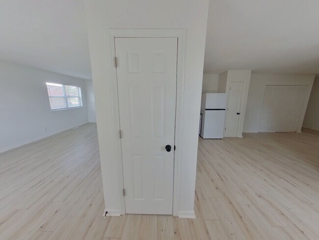 Foto del edificio - 5BR Renovated Home - Accepting Section 8