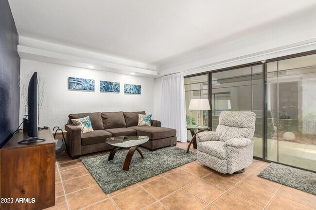 Foto del edificio - 4327 N 28th St