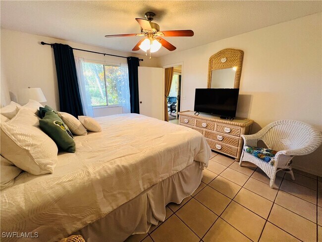 Foto del edificio - 7719 Jewel Ln
