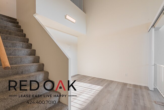 Foto del edificio - 8309 Cedros Ave