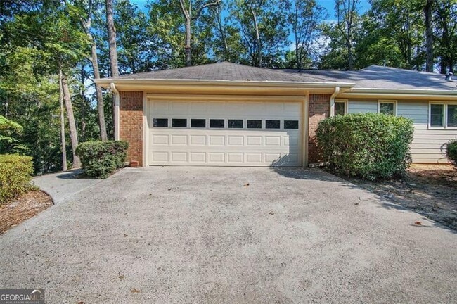 Foto del edificio - 2052 Old Forge Way