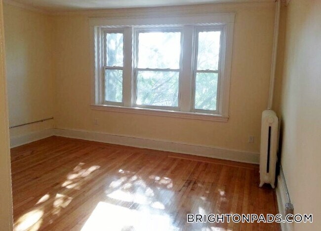 Building Photo - 1615 Commonwealth Ave