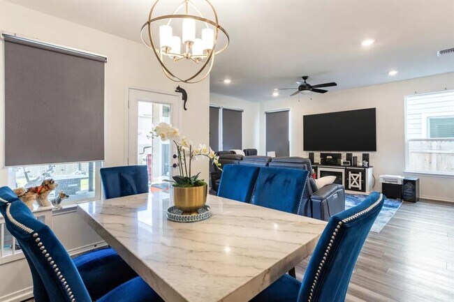 Foto del edificio - 1133 Aronia Ln