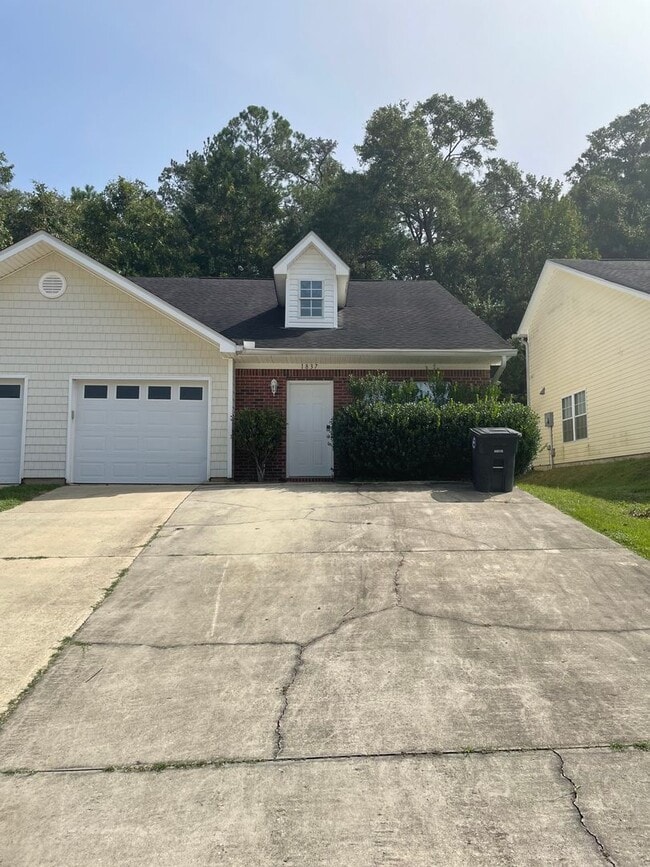 Building Photo - 1837 NENA HILLS Dr