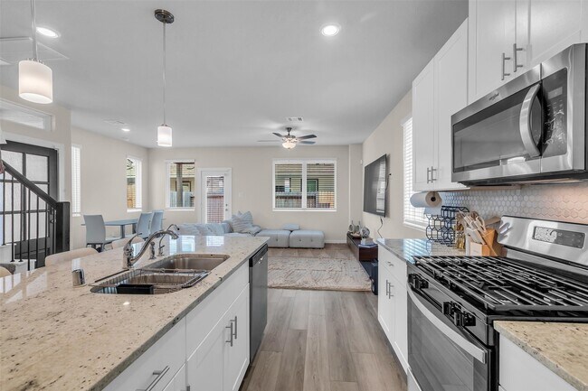 Foto del edificio - 3109 Boulder Rnch Dr