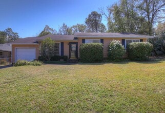Building Photo - 602 Gayfer Ave