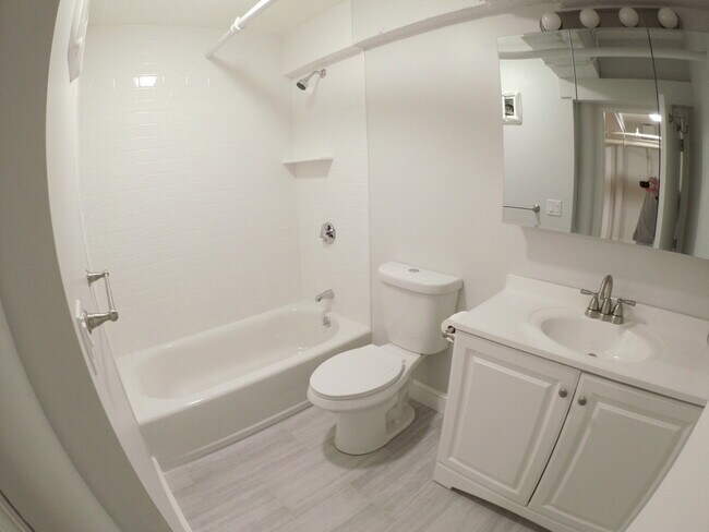 Foto del edificio - 1450 Commonwealth Ave