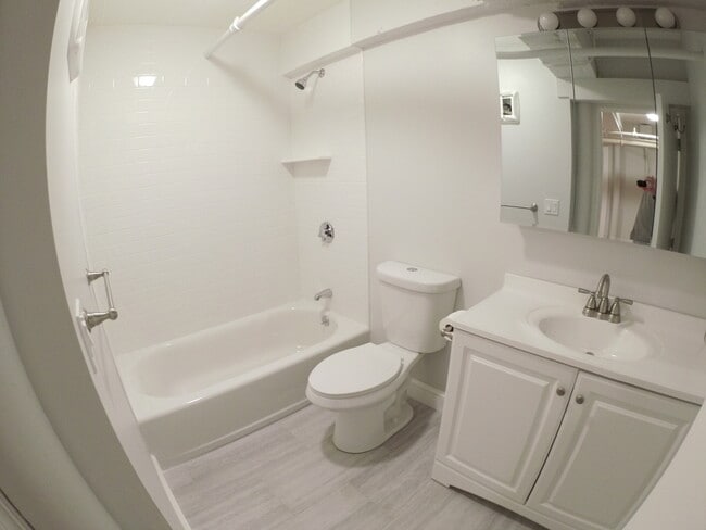 Building Photo - 1450 Commonwealth Ave