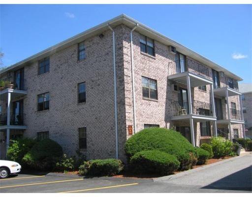 Building Photo - 14 Kenmar Dr