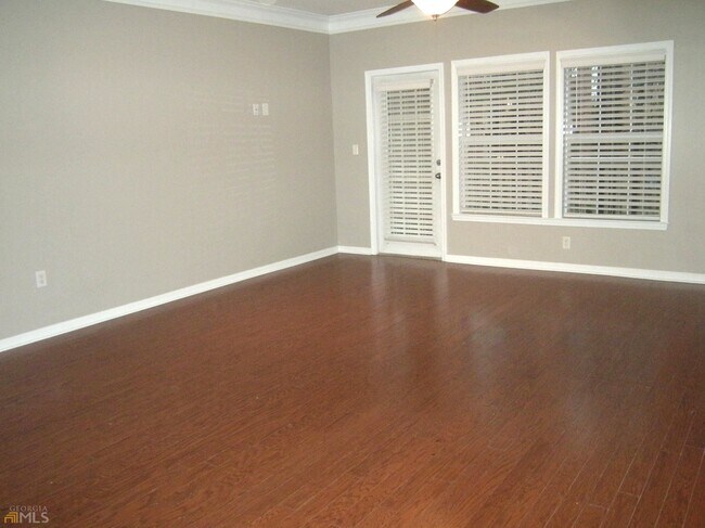 Foto del edificio - 5106 Westchester Ridge NE
