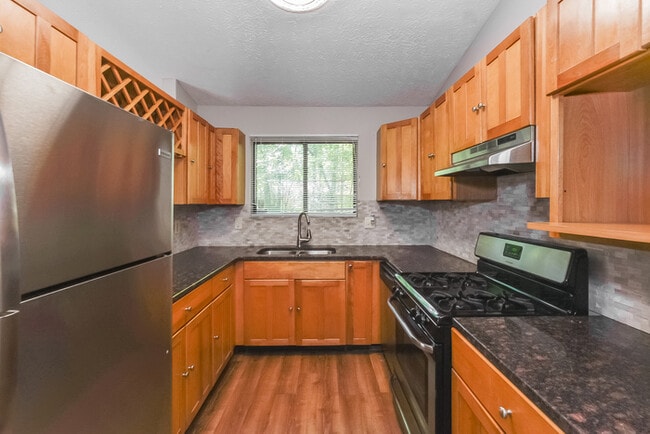 Foto del edificio - 5127 Galbraith Cir