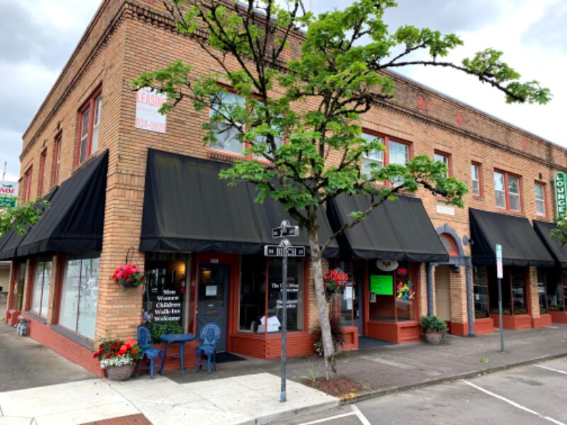 Primary Photo - 307 NE Birch St