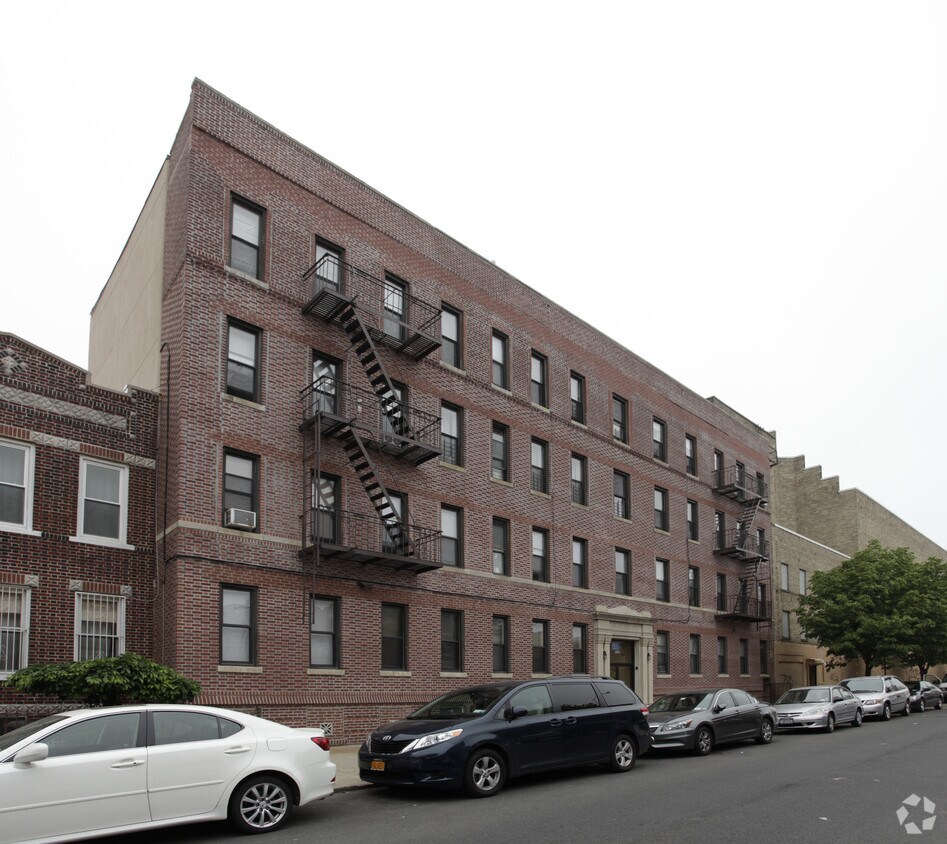 Primary Photo - 1832-1838 64th St
