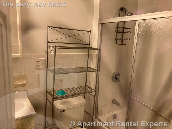 Foto del edificio - 28 Cogswell Ave