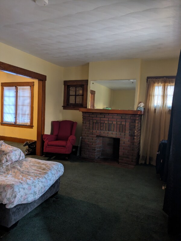 512 E Philadelphia Ave Youngstown, OH 44502 – photo 3