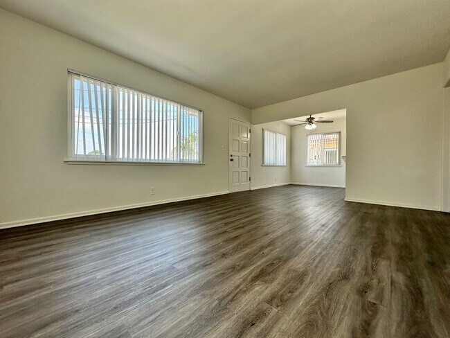 Foto del edificio - 12516 Truro Ave