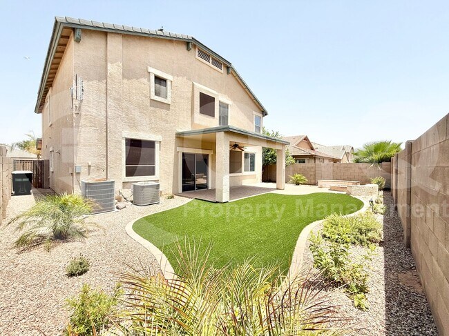 Foto del edificio - 16111 W Winslow Dr