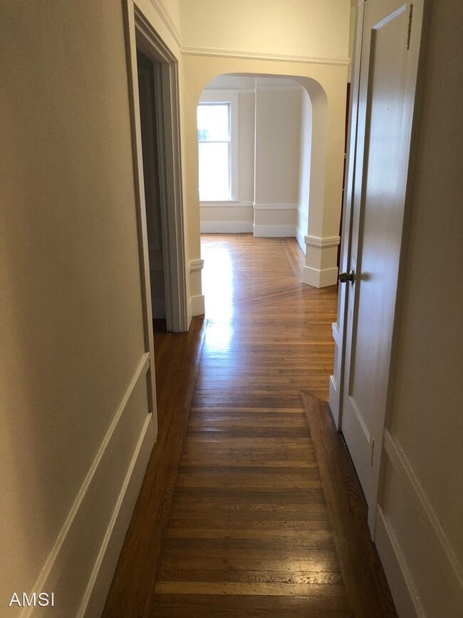 Building Photo - 2 br, 1 bath House - 1545 Balboa