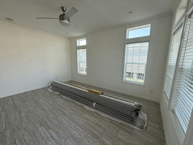 Building Photo - 3518 Campari Dr