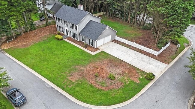 Building Photo - 2620 Valencia Dr NE