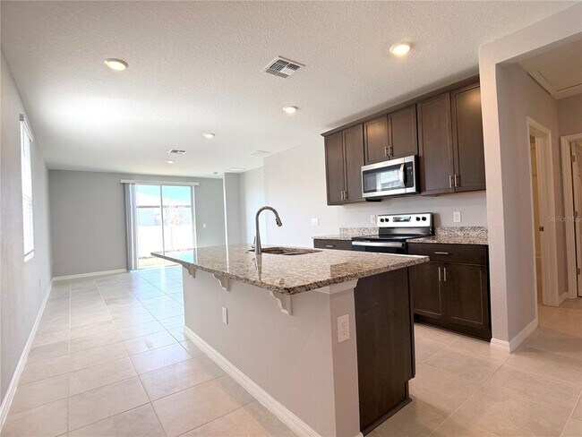 Foto del edificio - 3063 Laurel Oak Ln