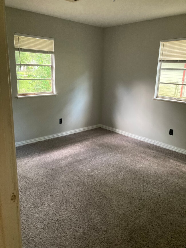 Foto del edificio - 9590 Gardner St