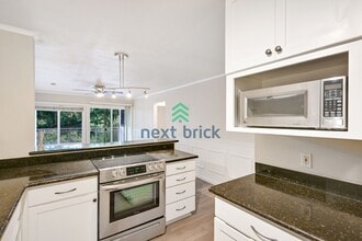 Building Photo - 130 105th Ave SE