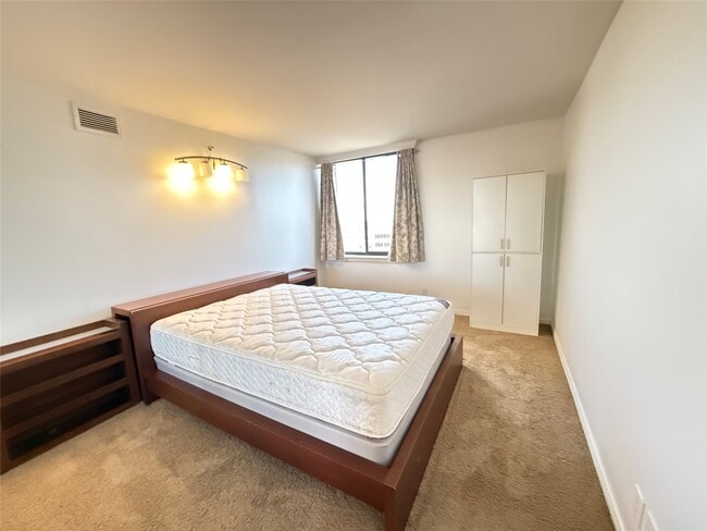 Foto del edificio - 3525 Sage Rd