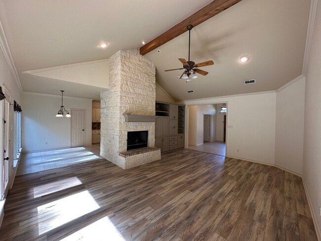Foto del edificio - Coming Soon! Updated 5 Bedroom 3 Bath Home in South Tyler!