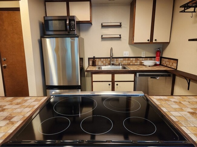 Foto del edificio - 2 Marigold Dr