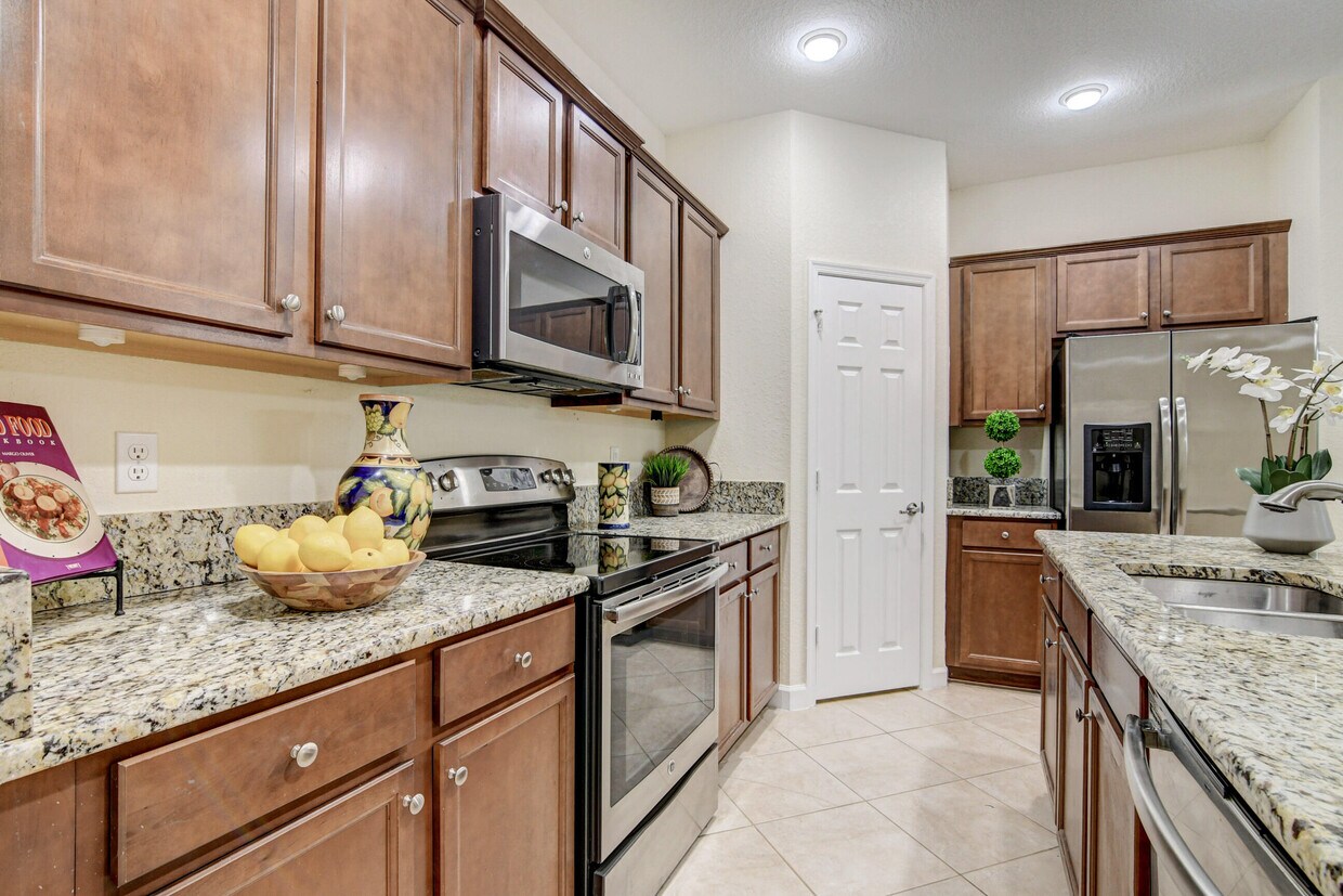 Foto principal - 10366 Wellington Parc Dr