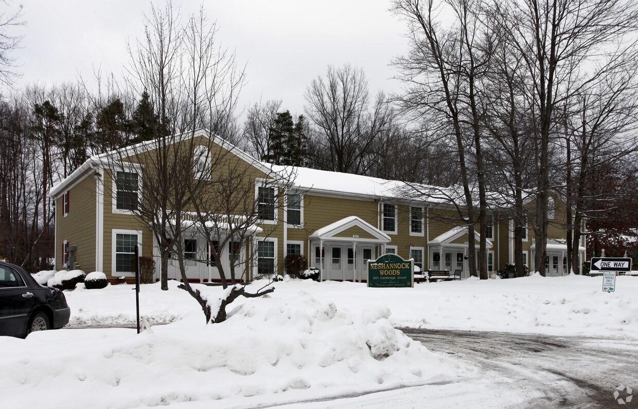 Primary Photo - Neshannock Woods Apartments