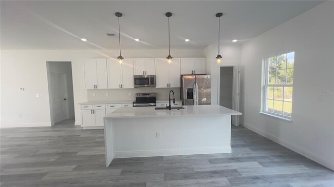 Building Photo - 2523 SW 159th Ln