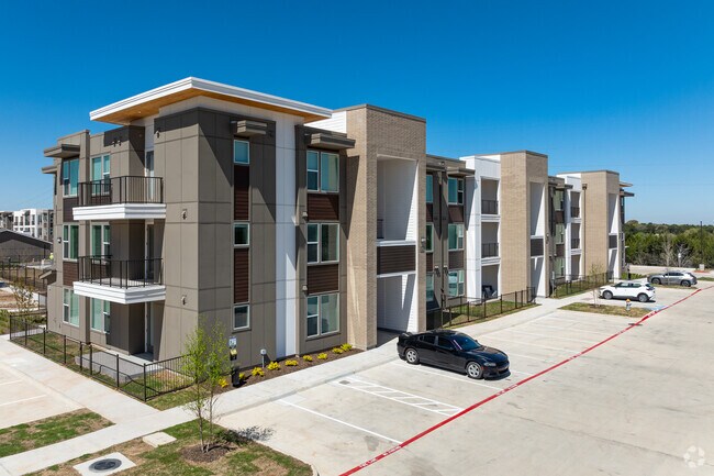 Foto del edificio - Birchstone Cedar Ridge