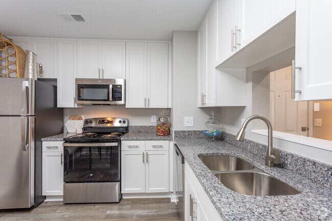 Interior Photo - Hidden Creek Village